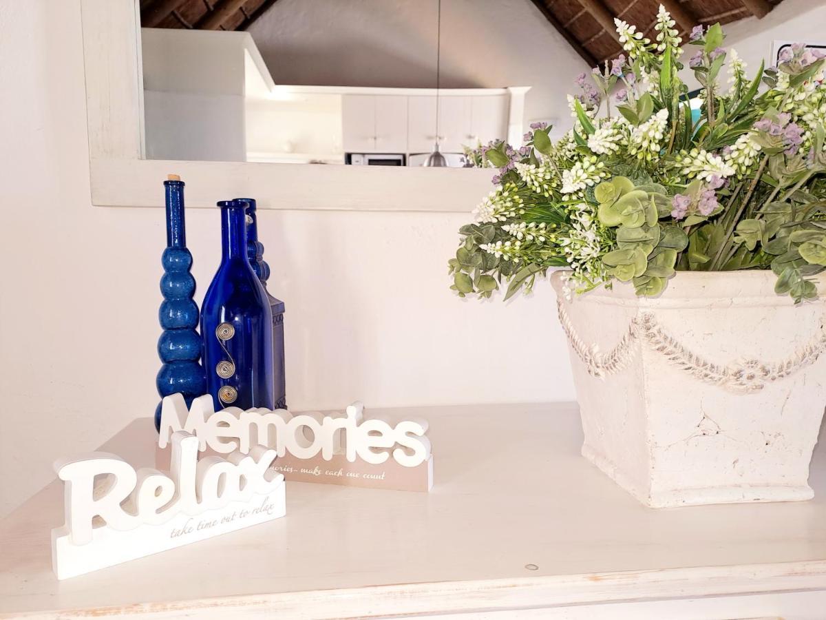 Zandtorini Seaside Cottage Struisbaai Bagian luar foto